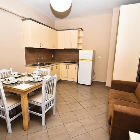 Seaview Apartment Vlorë Екстериор снимка